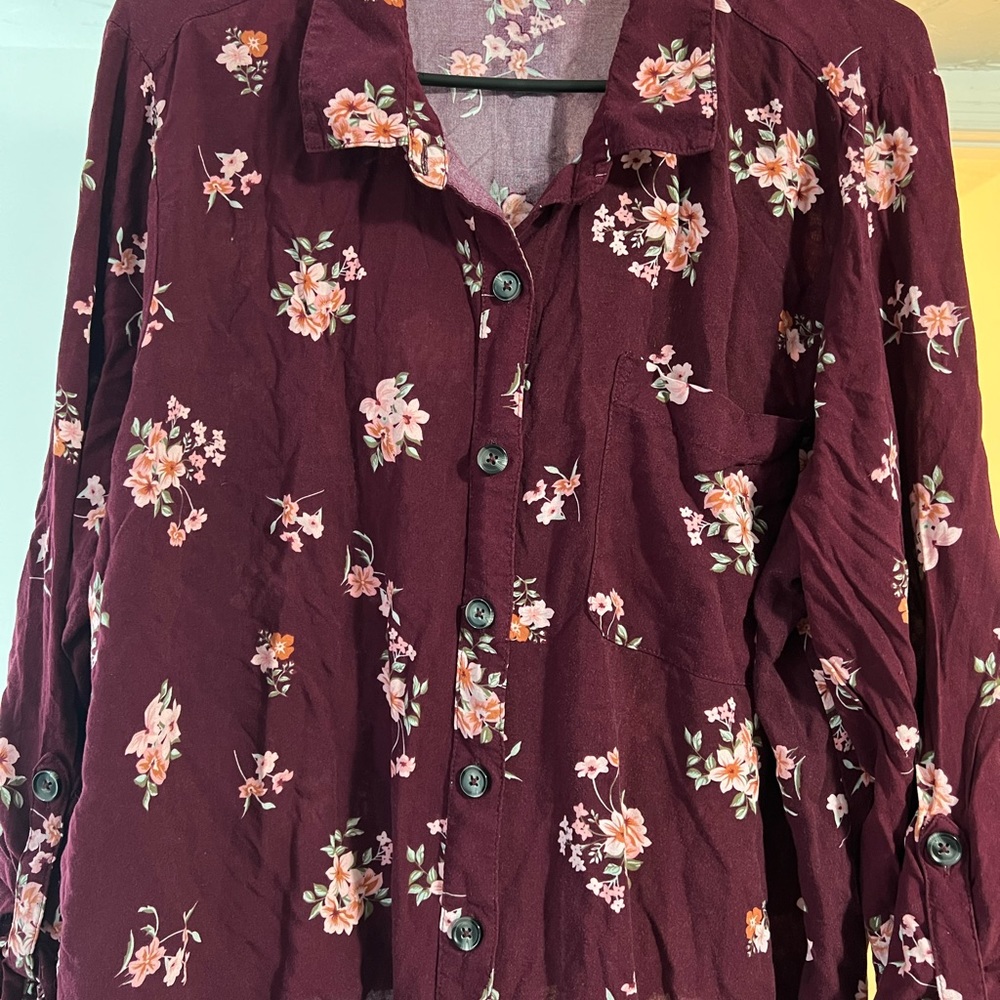 EUC No Boundaries Floral Shirt